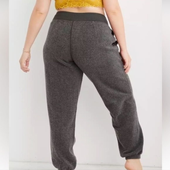 Aerie Sherpa Fleece Corset jogger Large Gray Green - Picture 3 of 6